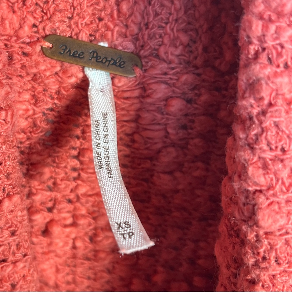 Free People Sz XS The Big Easy Cropped Cowl Neck Sweater In Coral Textured - Picture 5 of 16